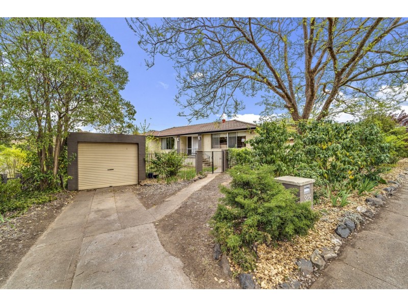 329 Southern Cross Drive, Holt ACT 2615
