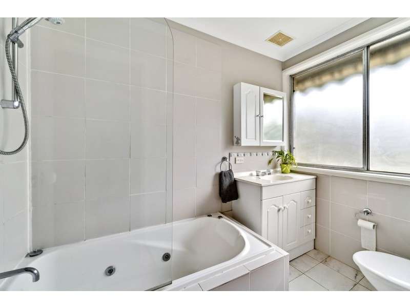 329 Southern Cross Drive, Holt ACT 2615