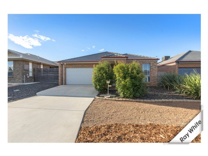 15 Ellinor Walker Street, Franklin ACT 2913