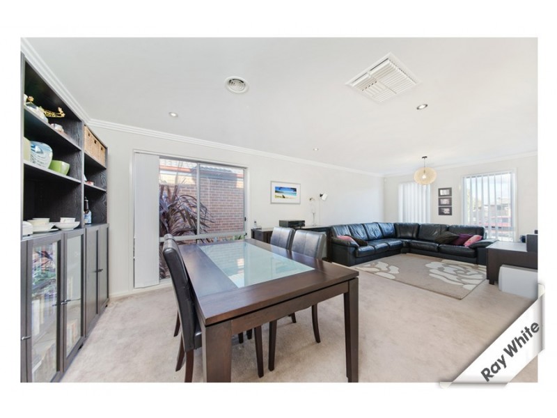 15 Ellinor Walker Street, Franklin ACT 2913