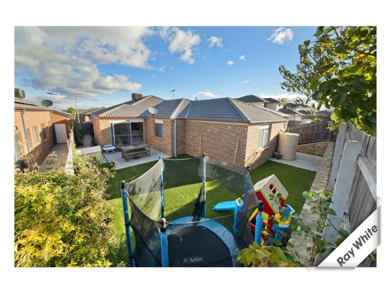 15 Ellinor Walker Street, Franklin ACT 2913