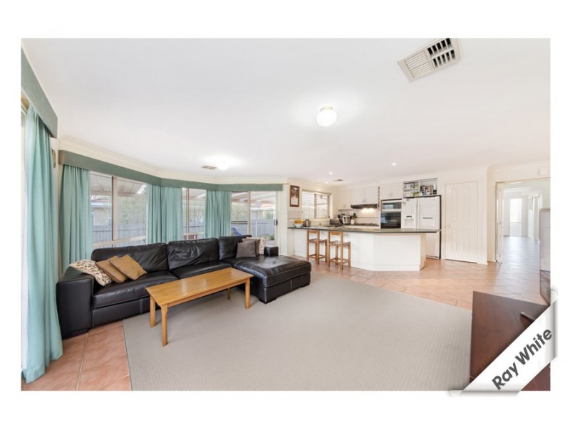 8 Seaborn Place, Nicholls ACT 2913