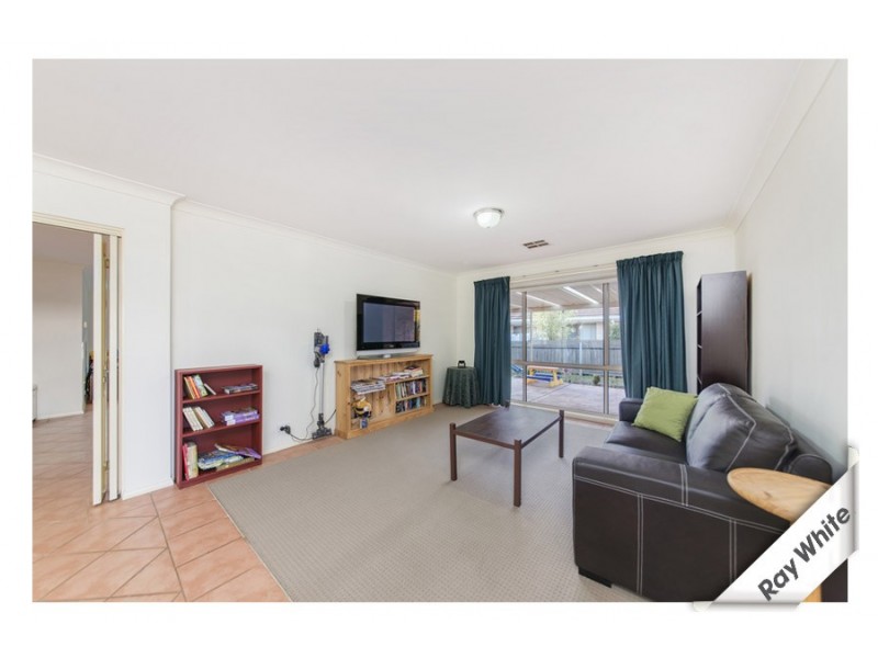 8 Seaborn Place, Nicholls ACT 2913