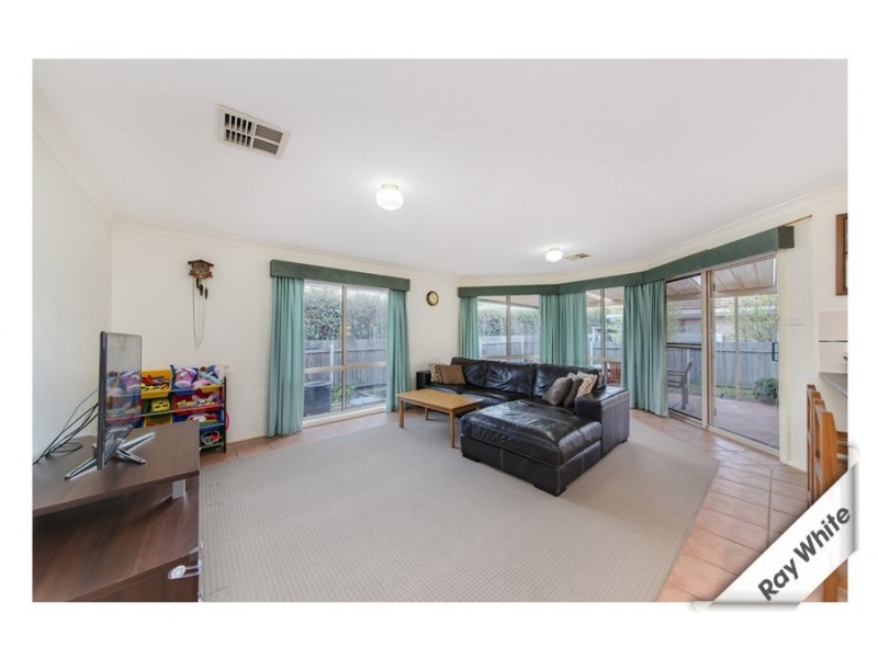 8 Seaborn Place, Nicholls ACT 2913