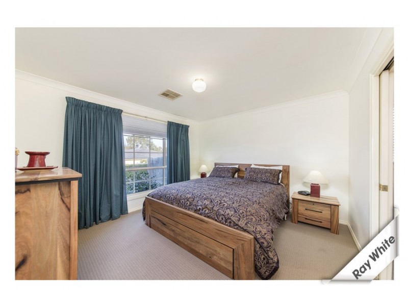 8 Seaborn Place, Nicholls ACT 2913