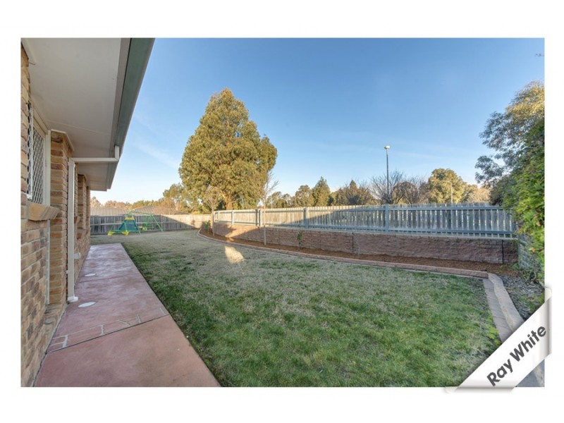8 Seaborn Place, Nicholls ACT 2913