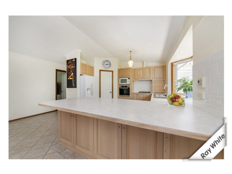 2 Whiteside Court, Nicholls ACT 2913