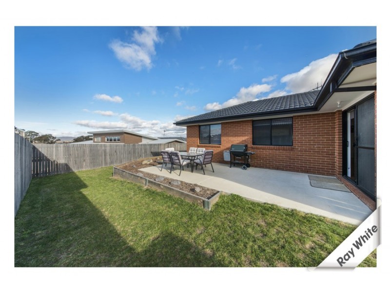 76 Overall Avenue, Casey ACT 2913