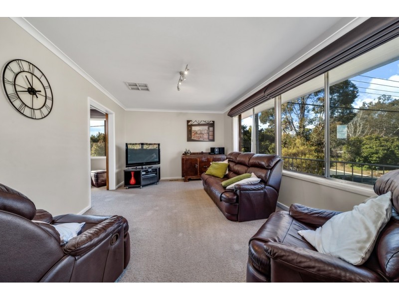 6 Cleland Street, Latham ACT 2615