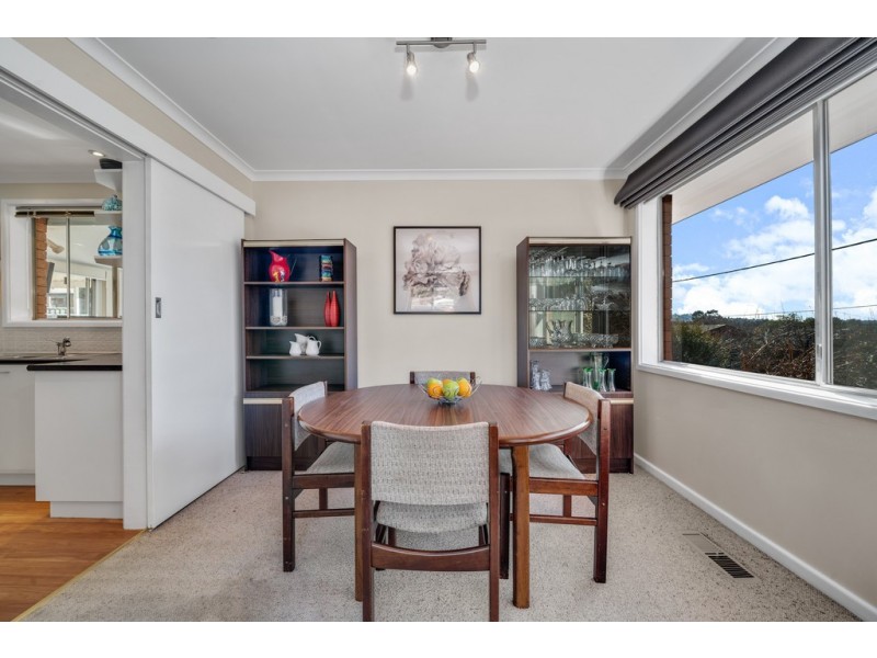 6 Cleland Street, Latham ACT 2615