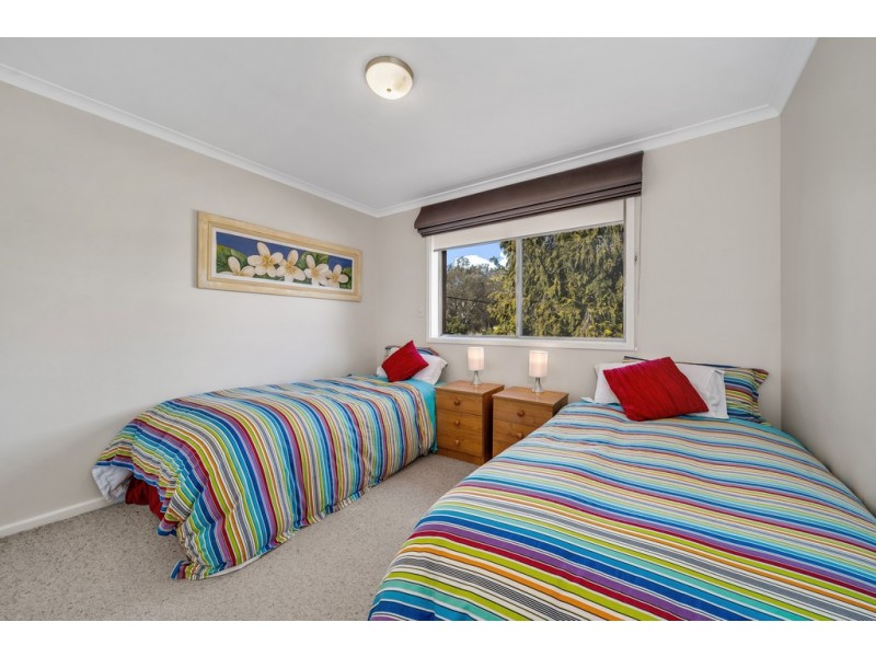 6 Cleland Street, Latham ACT 2615