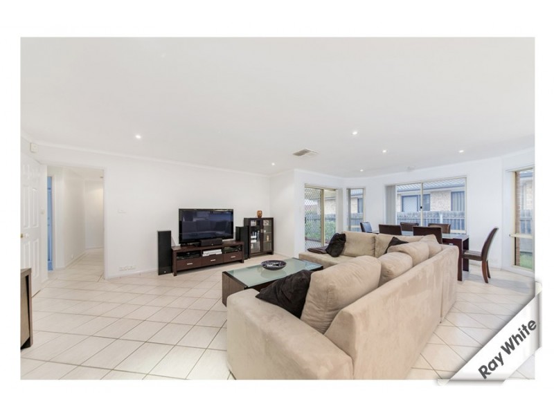 6 Tarrant Crescent, Dunlop ACT 2615