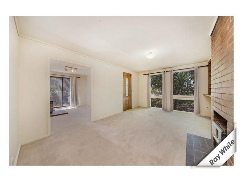 16 Shand Place, Latham ACT 2615