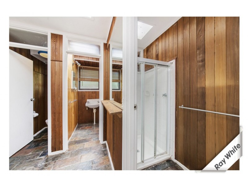 16 Shand Place, Latham ACT 2615