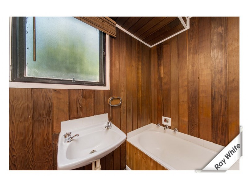 16 Shand Place, Latham ACT 2615