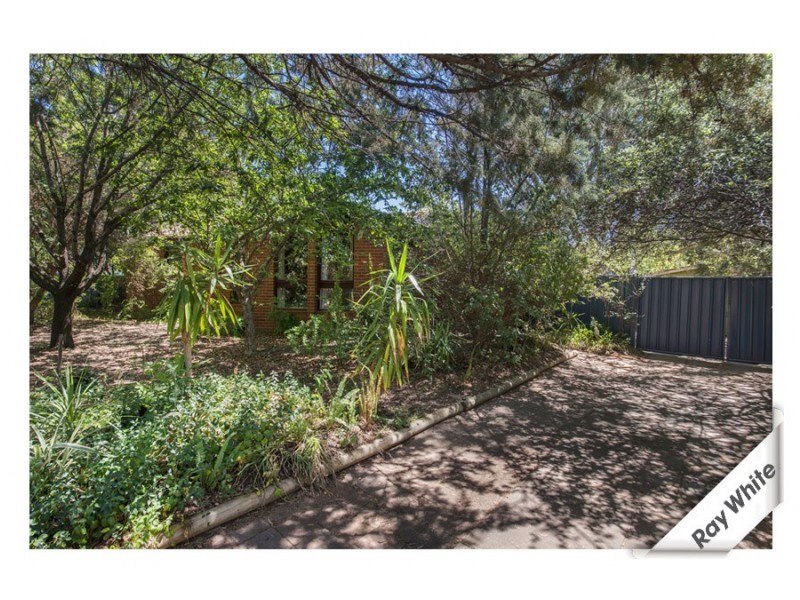 16 Shand Place, Latham ACT 2615