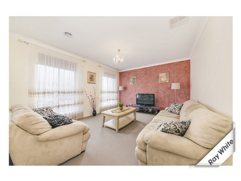 15 Pearl Gibbs Circuit, Bonner ACT 2914