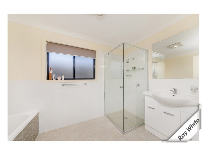 15 Pearl Gibbs Circuit, Bonner ACT 2914