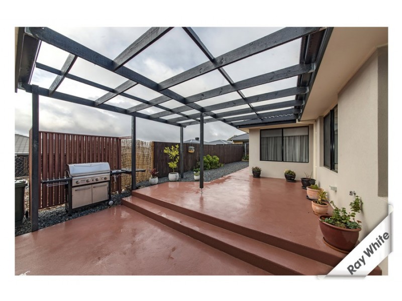 15 Pearl Gibbs Circuit, Bonner ACT 2914