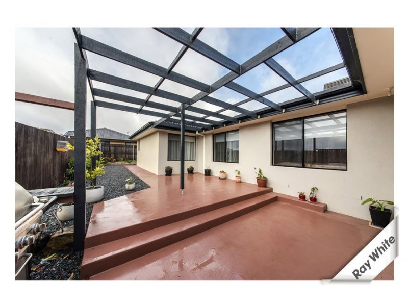 15 Pearl Gibbs Circuit, Bonner ACT 2914