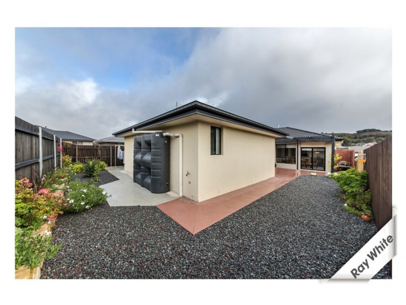 15 Pearl Gibbs Circuit, Bonner ACT 2914