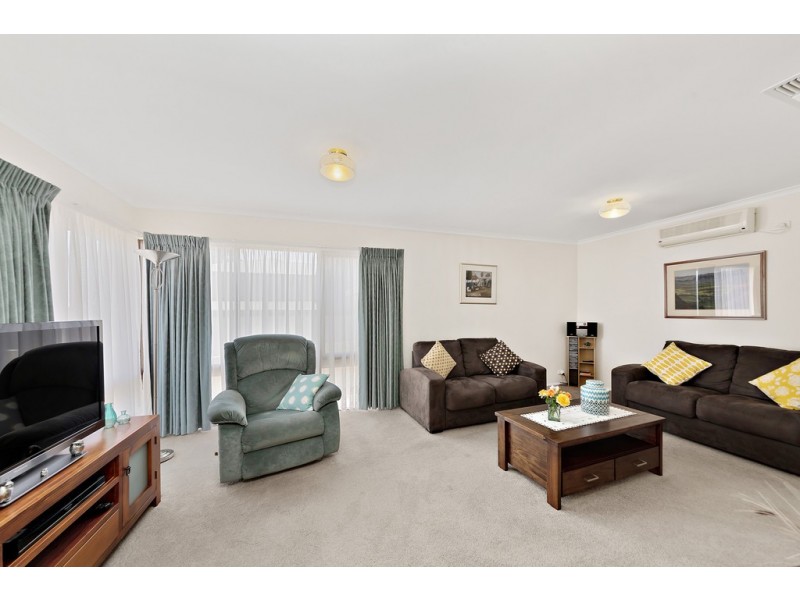 9 Want Place, Latham ACT 2615