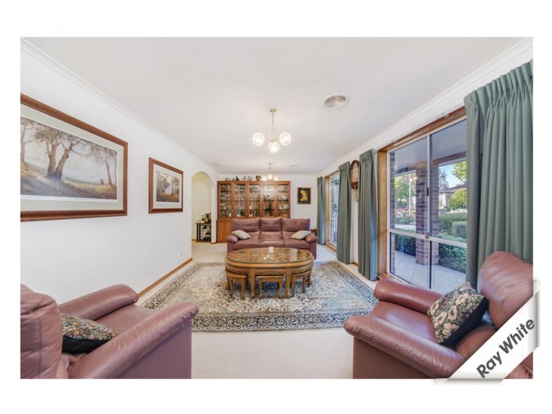 4 Belfield Crescent, Florey ACT 2615