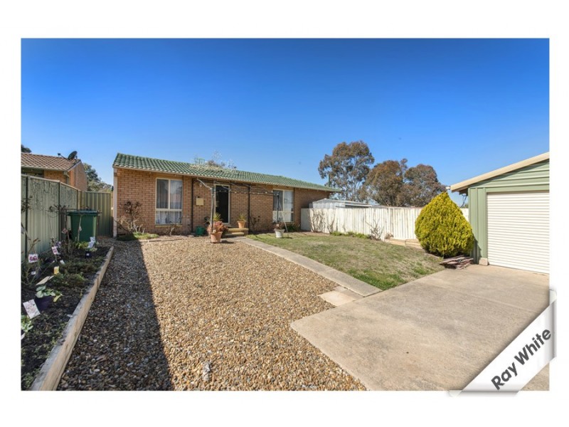 2 Macqueen Place, Charnwood ACT 2615