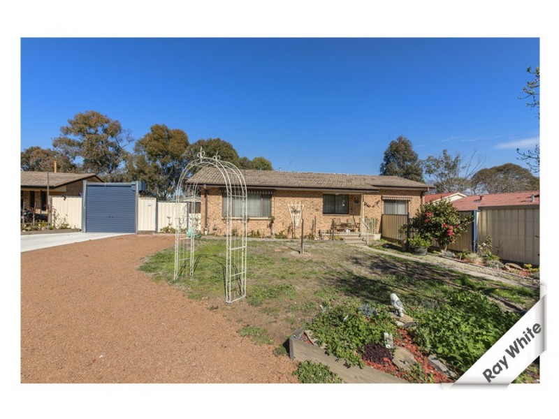12 Kingham Place, Charnwood ACT 2615