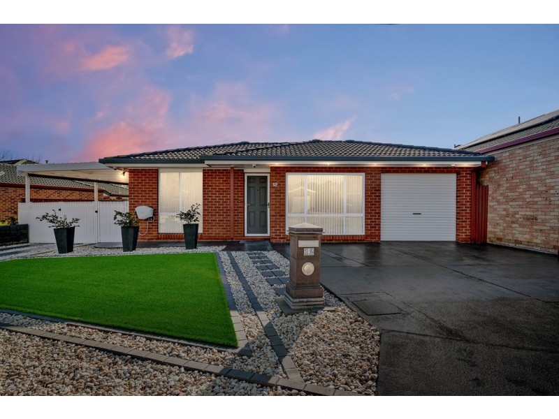 12 Allen Place, Holt ACT 2615