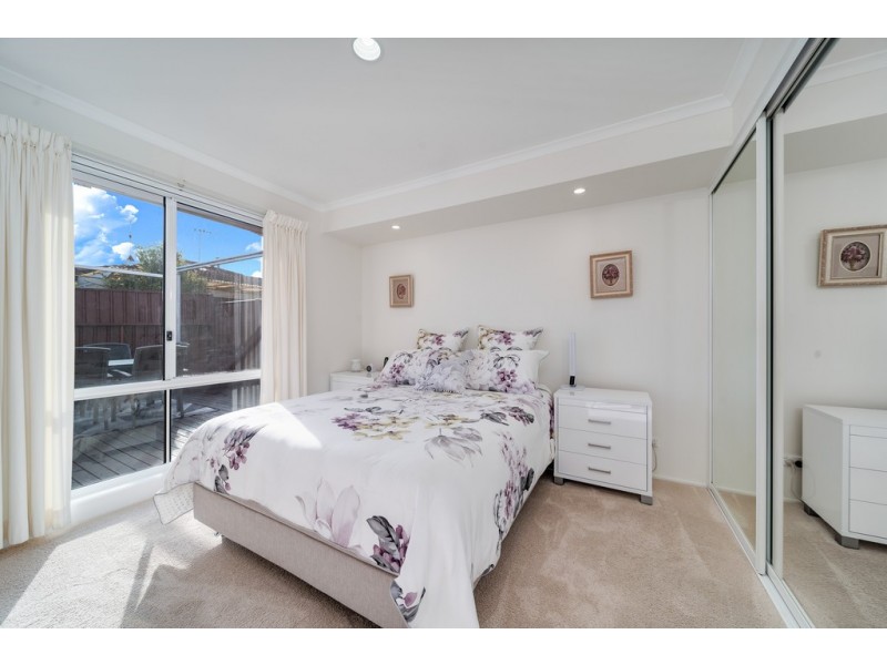 12 Allen Place, Holt ACT 2615