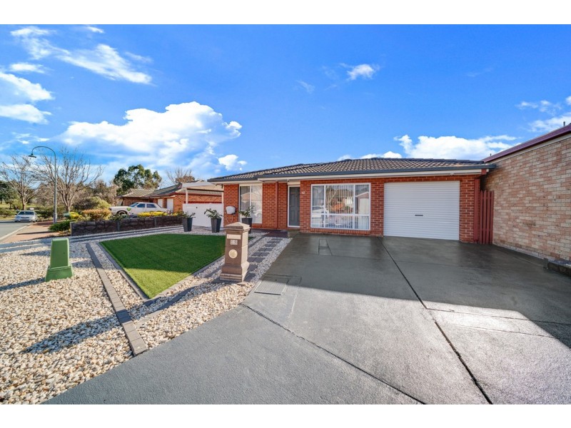 12 Allen Place, Holt ACT 2615