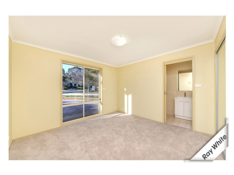 42 Britten-Jones Drive, Holt ACT 2615