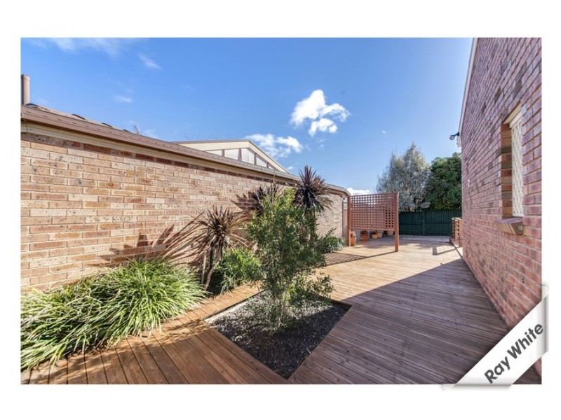 42 Britten-Jones Drive, Holt ACT 2615