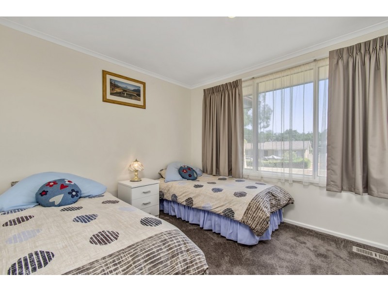 15 Messenger Street, Holt ACT 2615