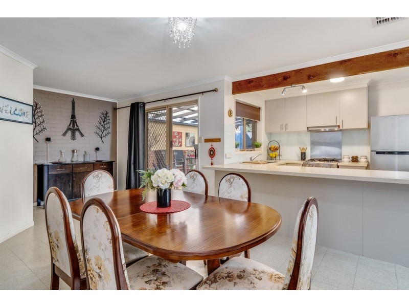 2 Watchorn Close, Holt ACT 2615