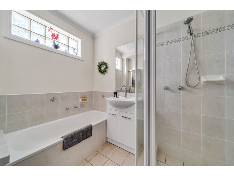 2 Watchorn Close, Holt ACT 2615