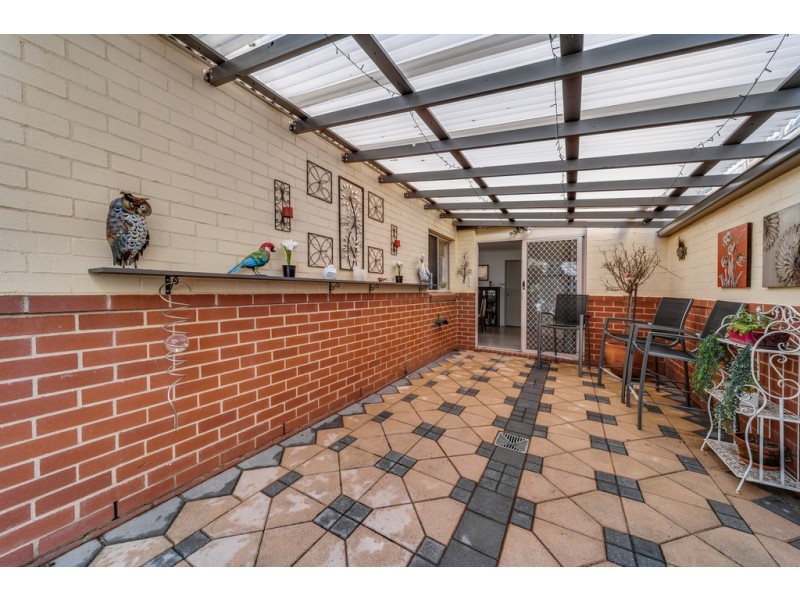 2 Watchorn Close, Holt ACT 2615