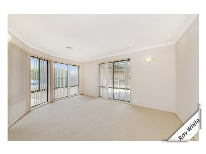 17 Westall Place, Dunlop ACT 2615