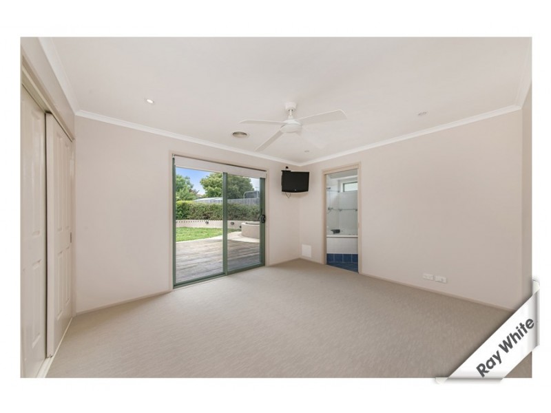 17 Westall Place, Dunlop ACT 2615