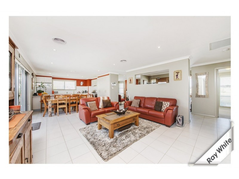28 Max Purnell Street, Forde ACT 2914