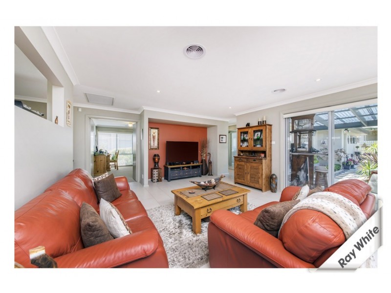 28 Max Purnell Street, Forde ACT 2914
