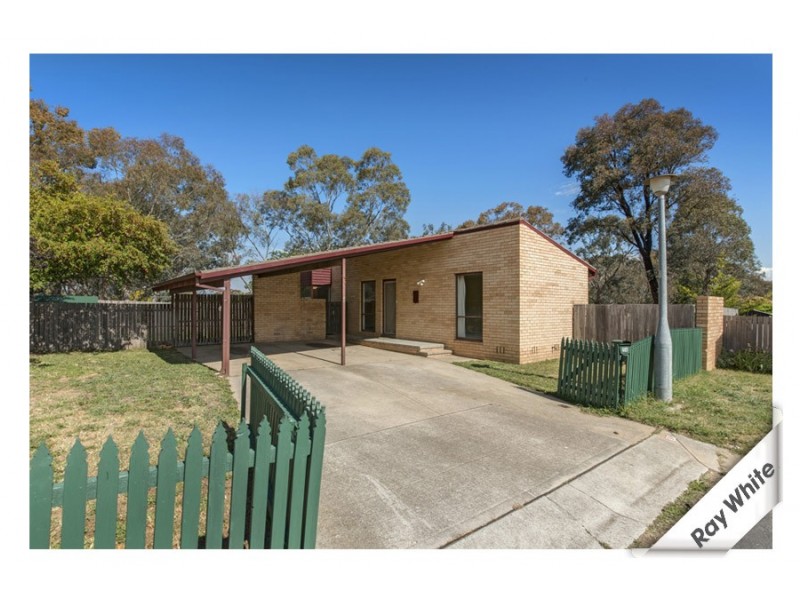 14 Warland Place, Charnwood ACT 2615