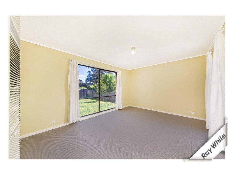 14 Warland Place, Charnwood ACT 2615
