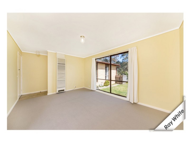 14 Warland Place, Charnwood ACT 2615