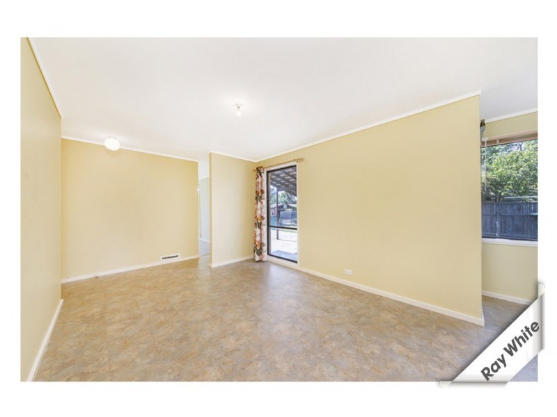 14 Warland Place, Charnwood ACT 2615