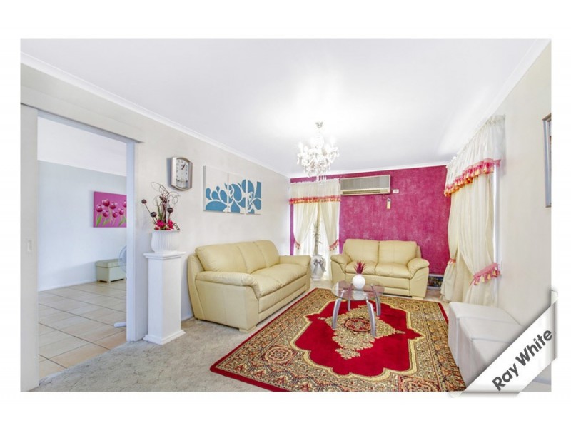 74 Enright Crescent, Florey ACT 2615