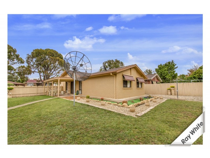 74 Enright Crescent, Florey ACT 2615