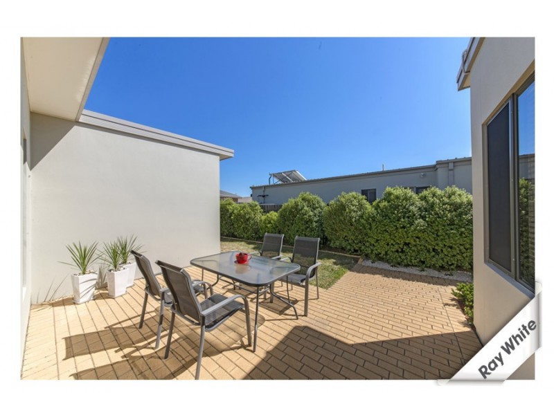 19 Jean Macnamara Street, Macgregor ACT 2615