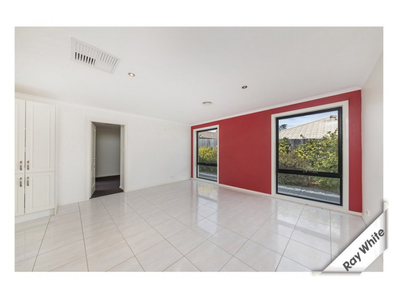 4 Flagstone Street, Harrison ACT 2914